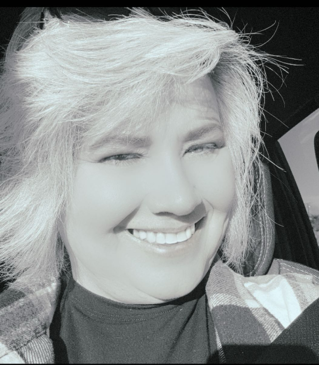 Amber Earl, Licensed Massage Therapist at Oasis Chiropractic Center in Mesquite, NV